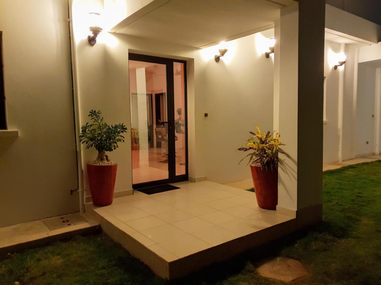 La Maison Blanche A Ngaparou, Splendide Villa Contemporaine Exterior photo